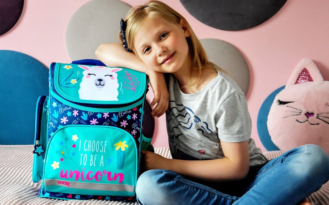 Jak wybrać zdrowy tornister lub plecak szkolny dla dziecka?