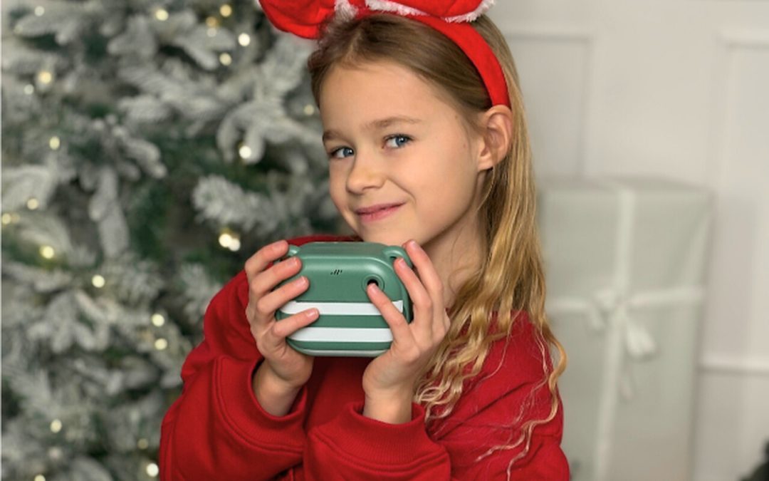 Aparat pod choinkę? Brzmi jak pomysł, który może zmienić dziecięcy świat