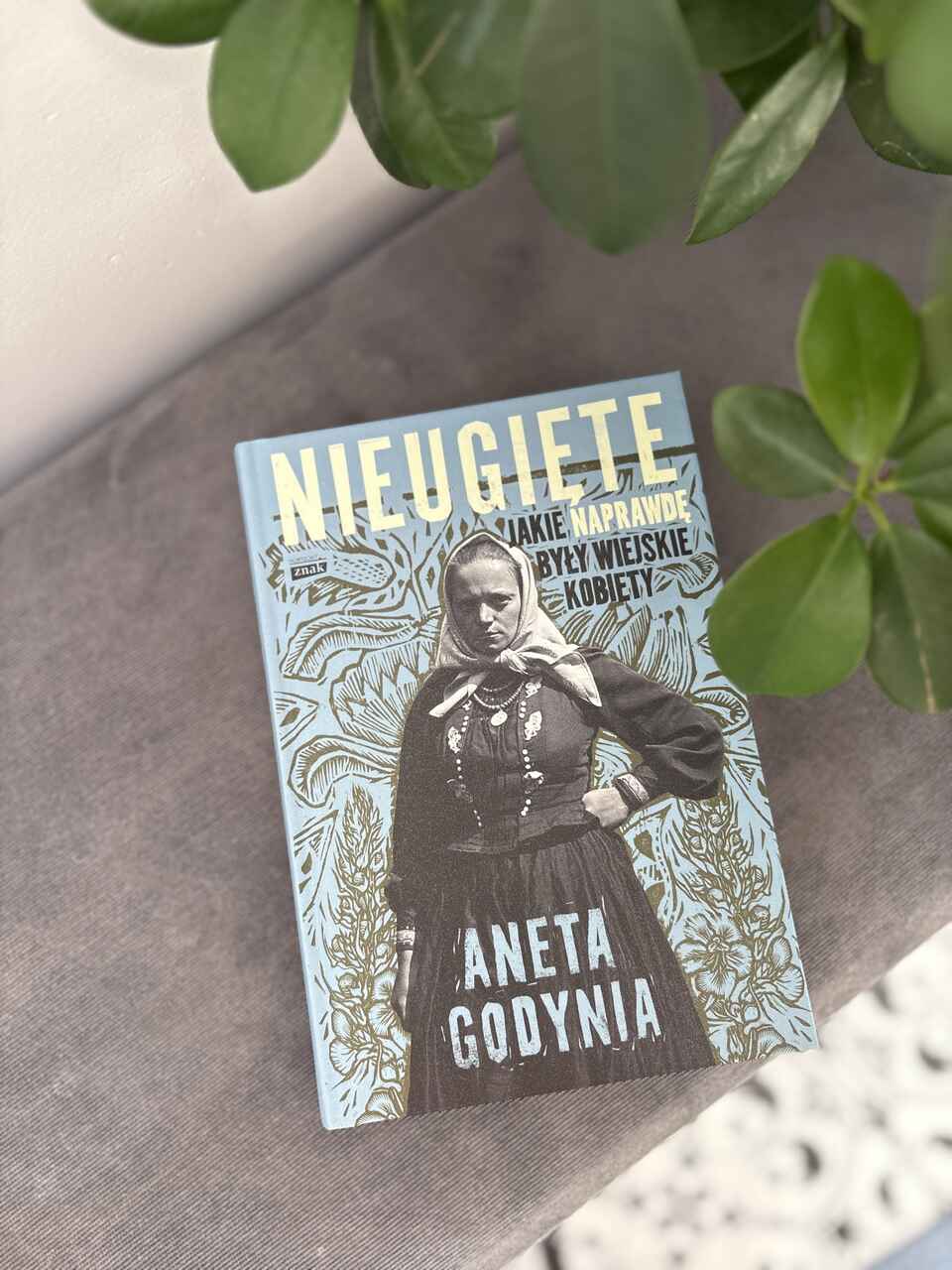 Fragment książki Nieugięte o kobietach wiejskic
